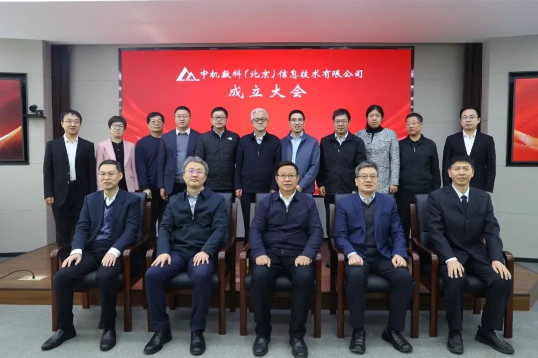 b0ebaa9cbd259aeb 图片